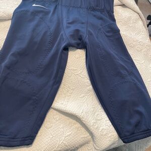 Nike Men’s Sz M Destroyer Navy Sports Bottoms No Pads Brand new